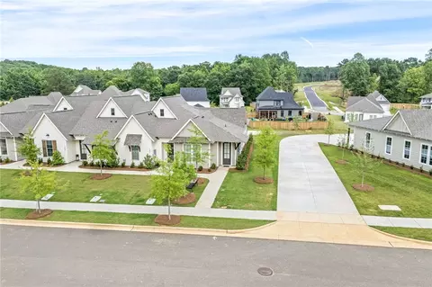151 Summer St, Opelika, AL 36801