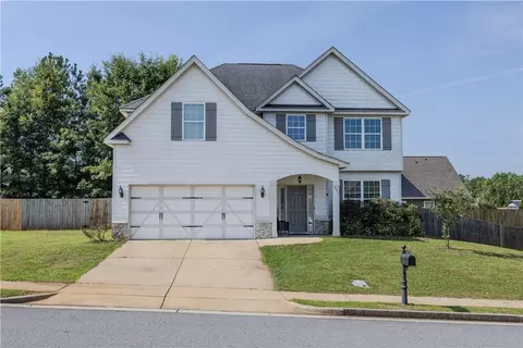575 Northbrook Dr, Opelika, AL 36801