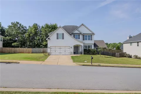 575 Northbrook Dr, Opelika, AL 36801