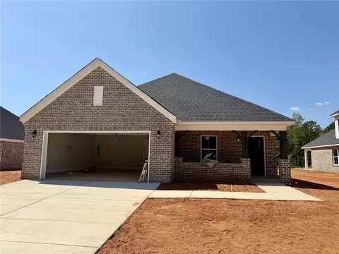 2316 Lake Shadow Ln, Opelika, AL 36801