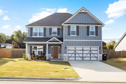 1949 Mallory Ln, Opelika, AL 36804