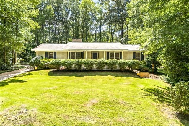 1305 Hickory Ln, Auburn, AL 36830