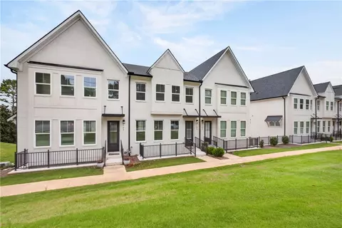 2106 Moores Mill Rd #106, Auburn, AL 36830