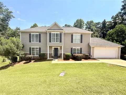 4317 Live Oak Dr, Auburn, AL 36832