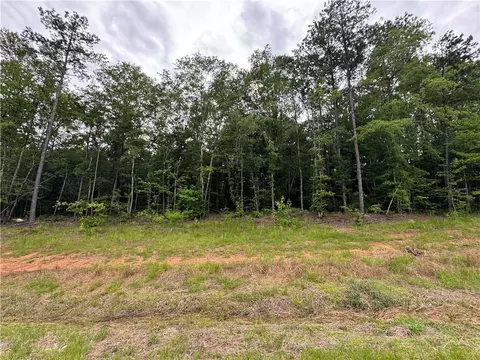 2681 Greenbriar Ln, Auburn, AL 36830