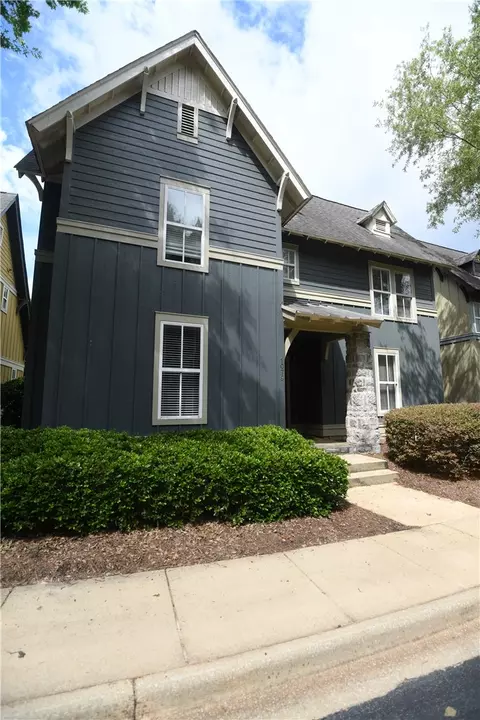 650 Dekalb #1080, Auburn, AL 36830