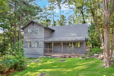 1866 Summit Ln, Auburn, AL 36832