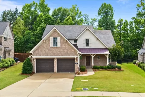 740 Shelton Cove Ln, Auburn, AL 36830
