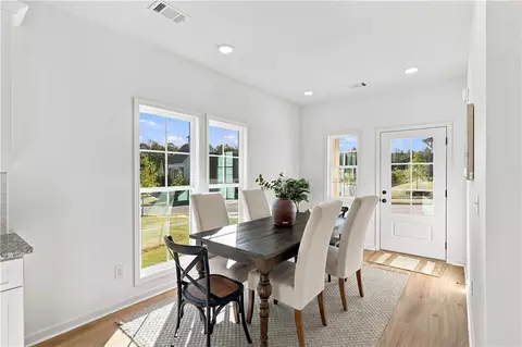 Dining - 226 Firefly Ln, Opelika, AL 36804 photo 2 of 2