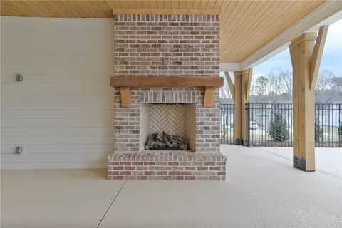Exterior - 226 Firefly Ln, Opelika, AL 36804 photo 2 of 4
