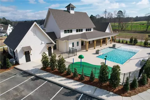 Exterior - 226 Firefly Ln, Opelika, AL 36804 photo 4 of 4