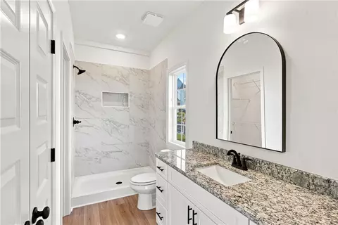 Bath - 226 Firefly Ln, Opelika, AL 36804 photo 2 of 5
