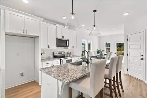 Kitchen - 226 Firefly Ln, Opelika, AL 36804 photo 3 of 3