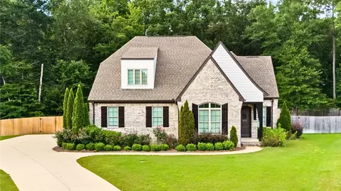 217 Brookshire Ct, Auburn, AL 36832