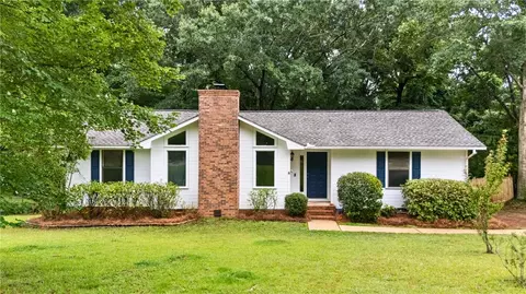 3107 Northgate Dr, Opelika, AL 36801