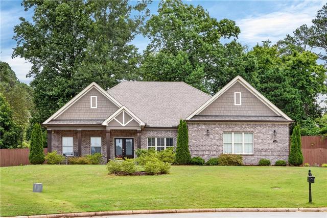 1724 Morning Glory Dr, Opelika, AL 36801