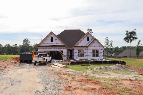 1982 Long Leaf Ln, Opelika, AL 36801