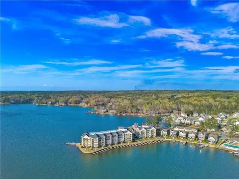 365 Sunset Point Dr #403, Dadeville, AL 36853