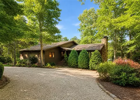 390 Neros Pt, Eclectic, AL 36024