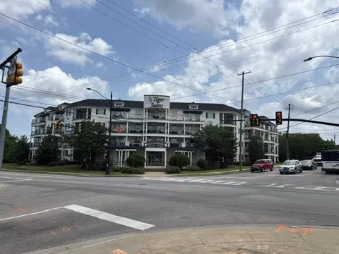 430 W Glenn Dr #313, Auburn, AL 36830