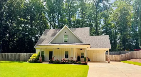2575 Rocky Brook Rd, Opelika, AL 36801
