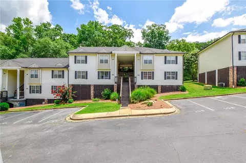 741 Lakeview Rdg #106, Dadeville, AL 36853