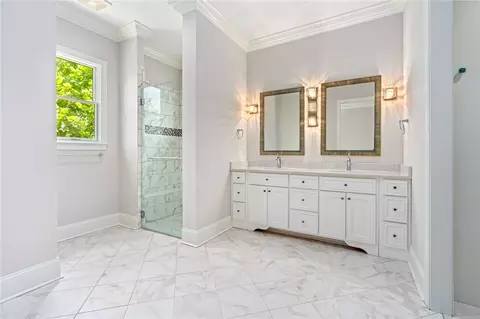 Bath - 17 Kipling Ln, Auburn, AL 36830 photo 1 of 6