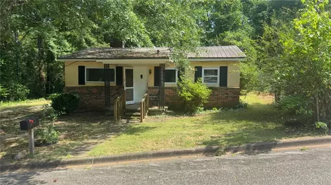 745 Carver Ave, Auburn, AL 36832