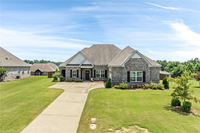 662 High Field Ct, Opelika, AL 36804