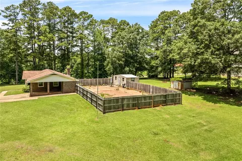 Exterior - 516 Pinecrest Dr E, Lafayette, AL 36801 photo 5 of 5