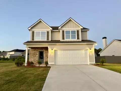 1017 Catherine Dr, Opelika, AL 36801