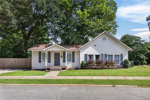 815 Torbert Blvd, Opelika, AL 36801