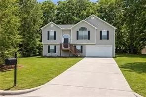 4258 Chestnut Ct, Auburn, AL 36830