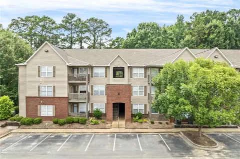 730 W Magnolia Ave #8-102, Auburn, AL 36832