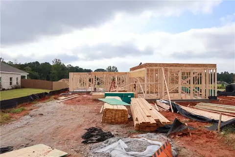 1902 Long Leaf Ln, Opelika, AL 36801