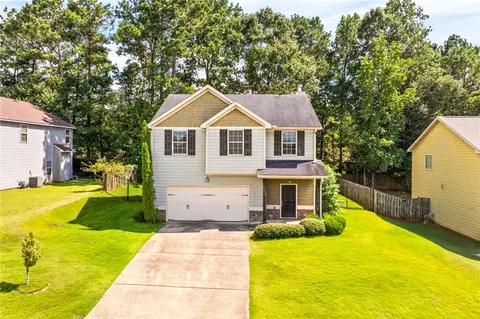 2705 Bechet Ln, Opelika, AL 36801