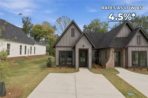 3212 Bradley Ln, Auburn, AL 36830