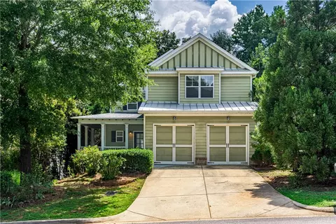 1450 Reynolds Dr, Auburn, AL 36830
