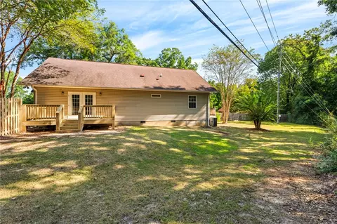 Exterior - 572 E University Dr, Auburn, AL 36830 photo 5 of 5