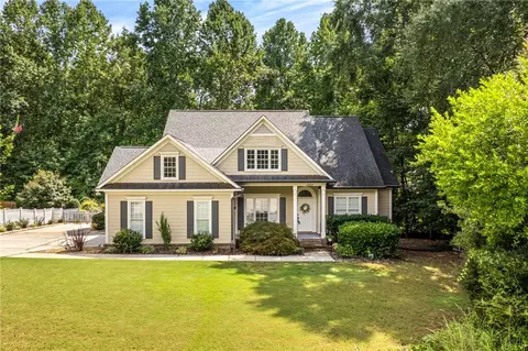 1264 Sweetwood Cir, Auburn, AL 36830
