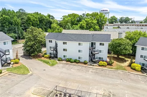 557 W Glenn Ave #B-301, Auburn, AL 36830