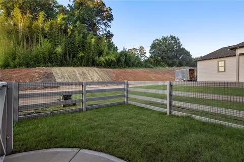 Exterior - 3191 Bottle Way, Auburn, AL 36830 photo 6 of 9