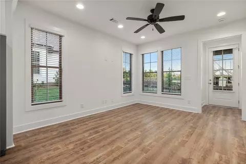 Living - 3191 Bottle Way, Auburn, AL 36830 photo 2 of 3