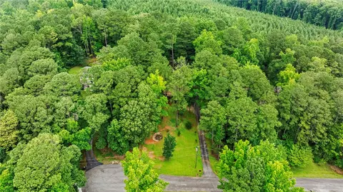 View/Area - 203 N View Pointe Dr, Lagrange, GA 30241 photo 1 of 2