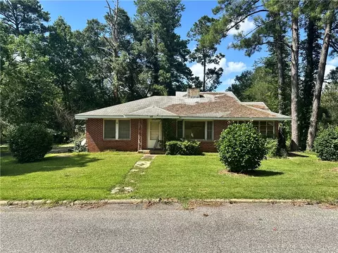 489 Martin Ave, Auburn, AL 36830
