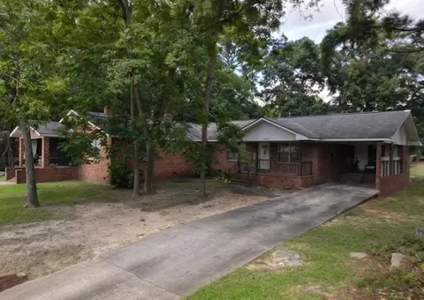 1401 Magnolia St, Opelika, AL 36801
