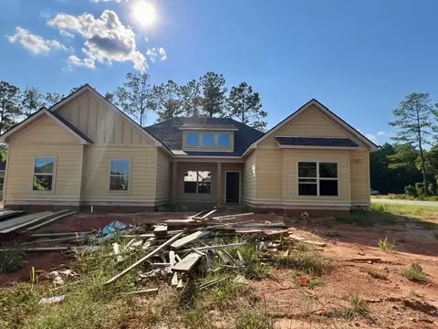 4282 Dewberry St, Opelika, AL 36801