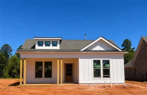 1662 James Burt Pkwy, Auburn, AL 36830