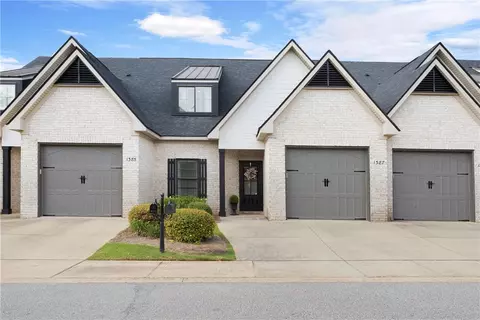 1387 Sheridan Glen Xing, Auburn, AL 36830