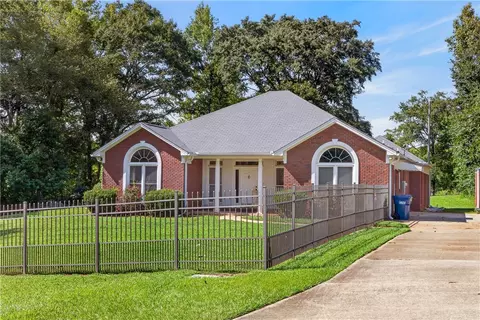 98 Lee Road 418, Opelika, AL 36804